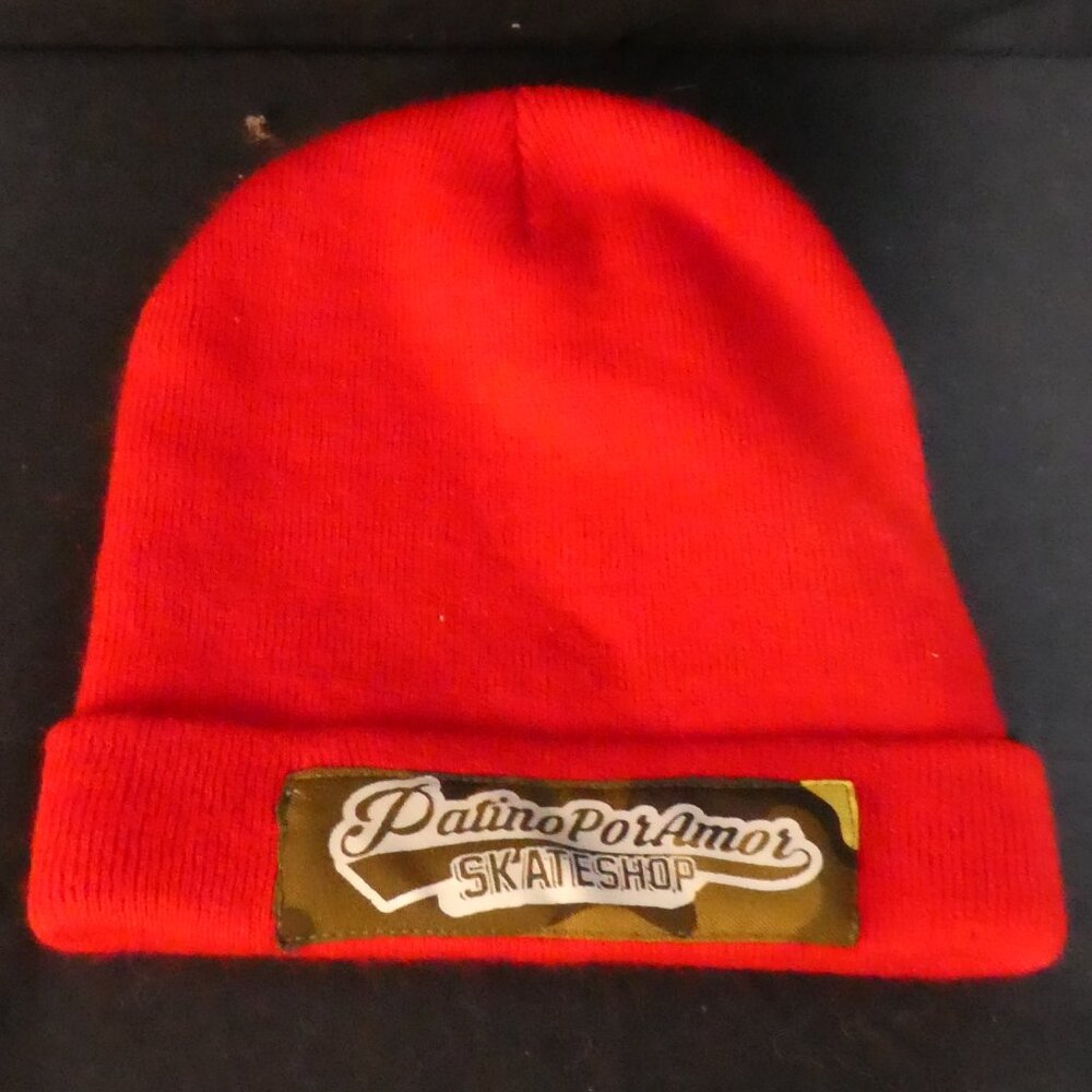 PATINO POR AMOR SKATESHOP Ecuador | Red Beanie | Cuffed Knit Hat | NWOT